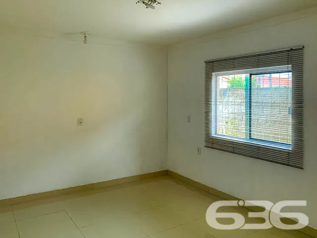 IMÓVEL COM 2 QUARTOS NO BAIRRO VILA NOVA

São 110m