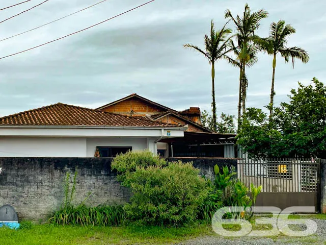 IMÓVEL COM 2 QUARTOS NO BAIRRO VILA NOVA

São 110m