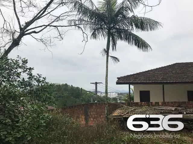 EXCELENTE LOTE EM JOINVILLE: 1.878M² DE POTENCIAL 