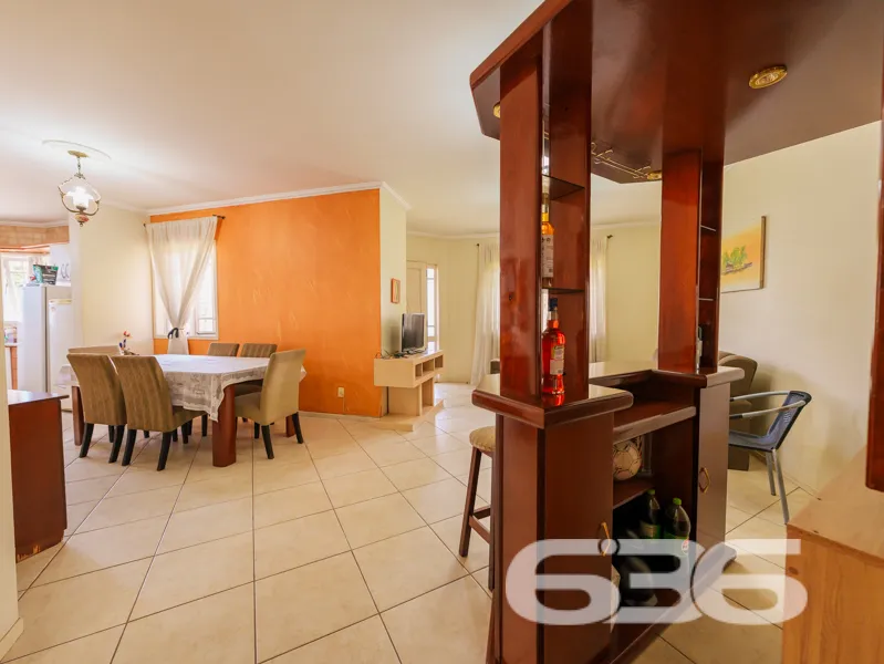 Casa à venda no bairro Floresta, Joinville: essa r