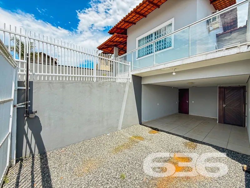 Casa à venda no bairro Floresta, Joinville!
Descub