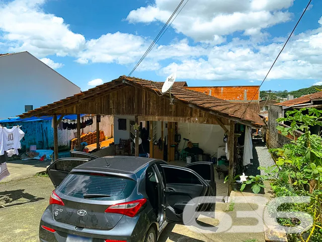 VENDE-SE TERRENO PROMISSOR NO BAIRRO BOEHMERWALD
