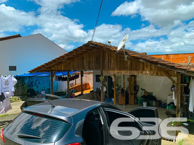 VENDE-SE TERRENO PROMISSOR NO BAIRRO BOEHMERWALD