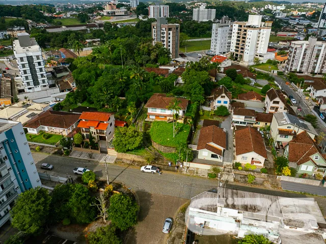 Descubra a rara oportunidade de construir o lar do