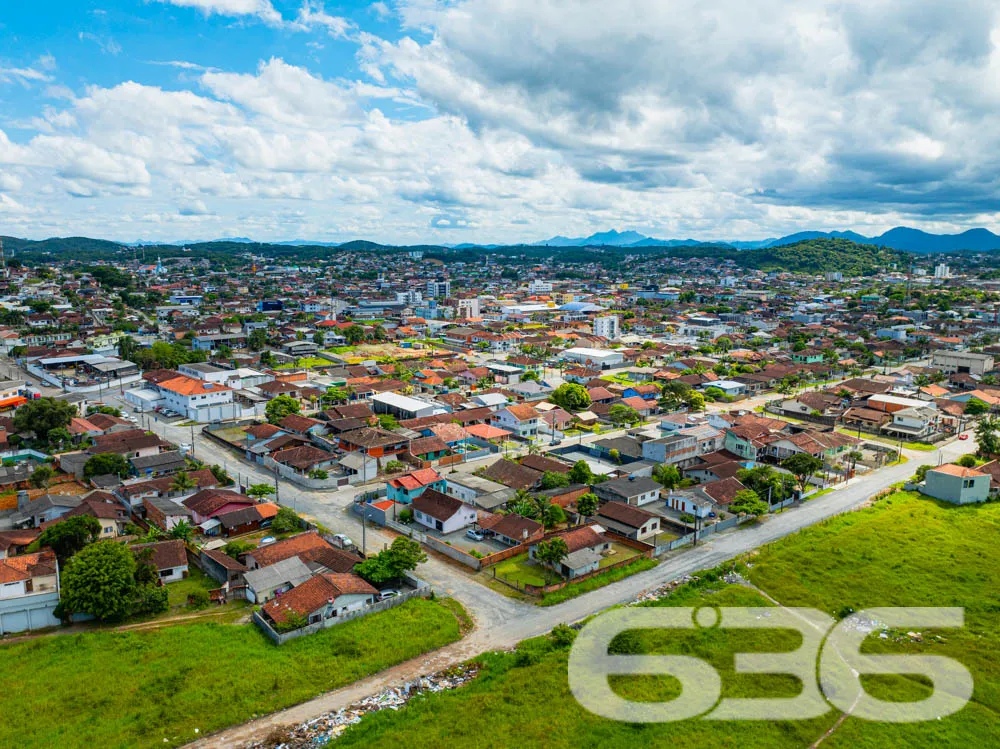 Exclusividade em Jarivatuba: Terreno Plano com Loc