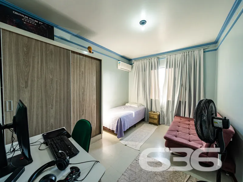 Sobrado Padrão de Alto Padrão à Venda – Bairro Ita