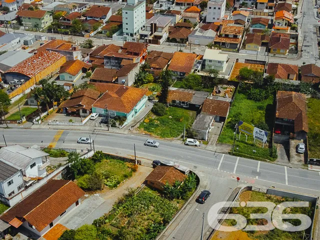 LOTE À VENDA NO BAIRRO GUANABARA - ESTUDA PERMUTA 