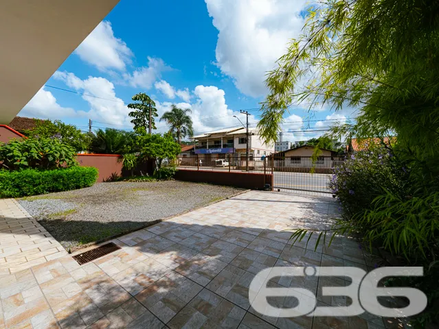 BAIRRO FLORESTA - SOBRADO COM SUĂTE MASTER + 4 DOR