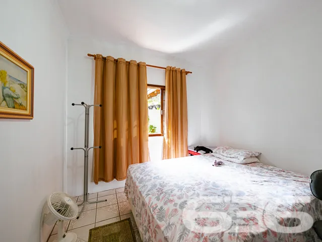 BAIRRO FLORESTA - SOBRADO COM SUĂTE MASTER + 4 DOR