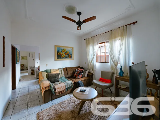 BAIRRO FLORESTA - SOBRADO COM SUĂTE MASTER + 4 DOR