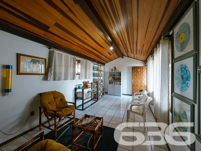 BAIRRO FLORESTA - SOBRADO COM SUĂTE MASTER + 4 DOR