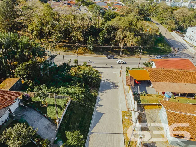 TERRENO DE ESQUINA À VENDA NO BAIRRO ITAUM - ESTUD