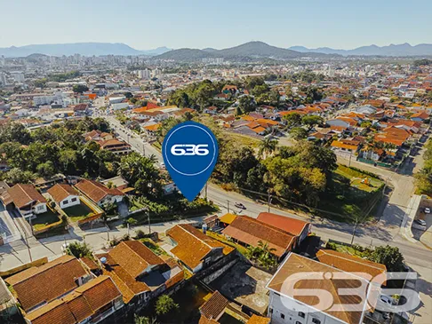 TERRENO DE ESQUINA À VENDA NO BAIRRO ITAUM - ESTUD