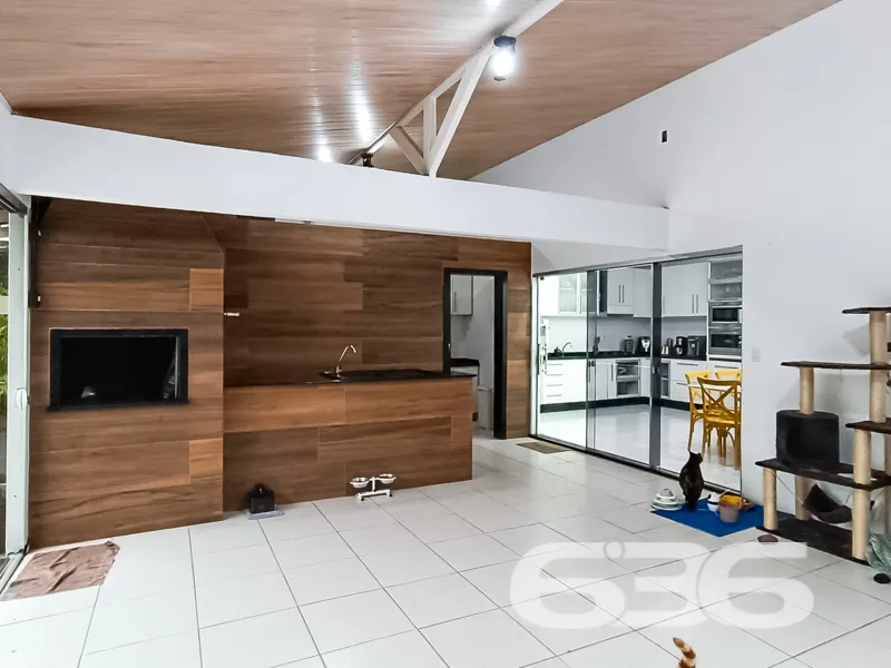 Desperte para o extremo conforto e elegĂąncia em Jo