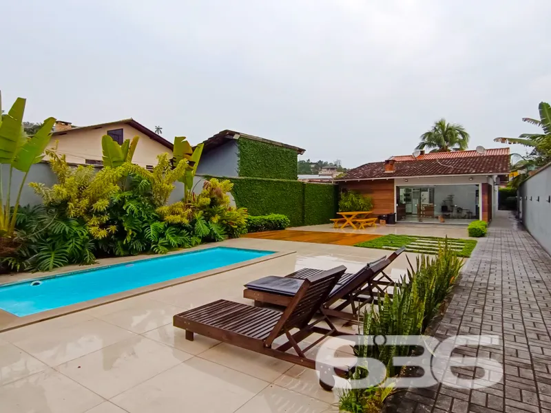 Desperte para o extremo conforto e elegĂąncia em Jo