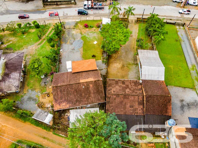 TERRENO AMPLO E PRONTO PARA CONSTRUIR NO BAIRRO GU