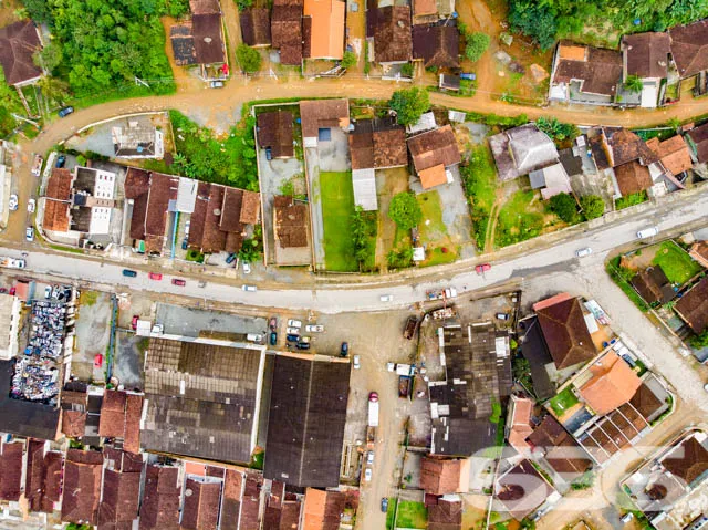 TERRENO AMPLO E PRONTO PARA CONSTRUIR NO BAIRRO GU