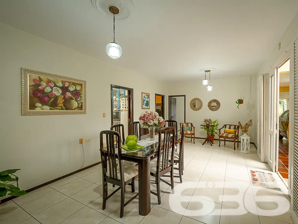 Residência Térrea em Localização Privilegiada – Ba