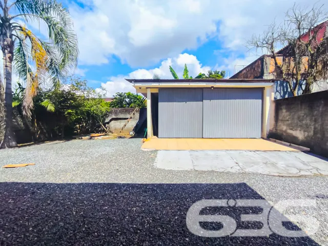 Descubra um lar excepcional e sereno no coração do