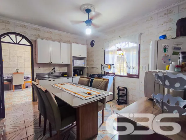 Descubra um lar excepcional e sereno no coração do