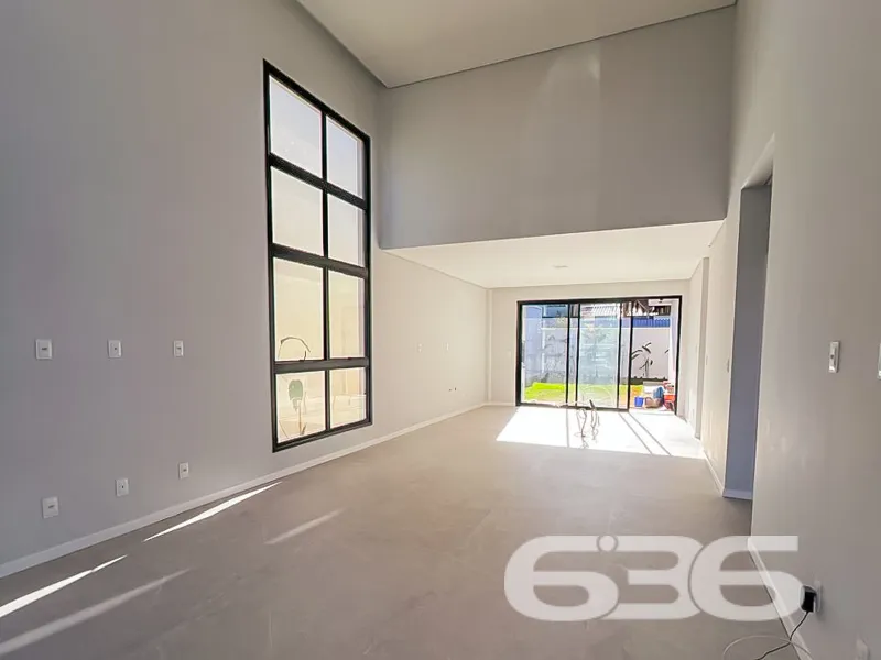 Casa à venda no bairro Iririú em Joinville | 3 qua