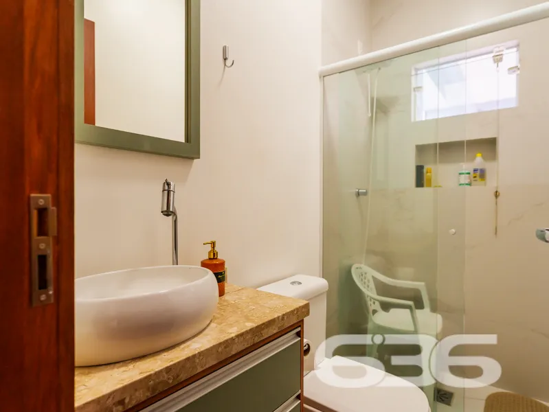 Casa à venda no Iririú, Joinville com excelente ap