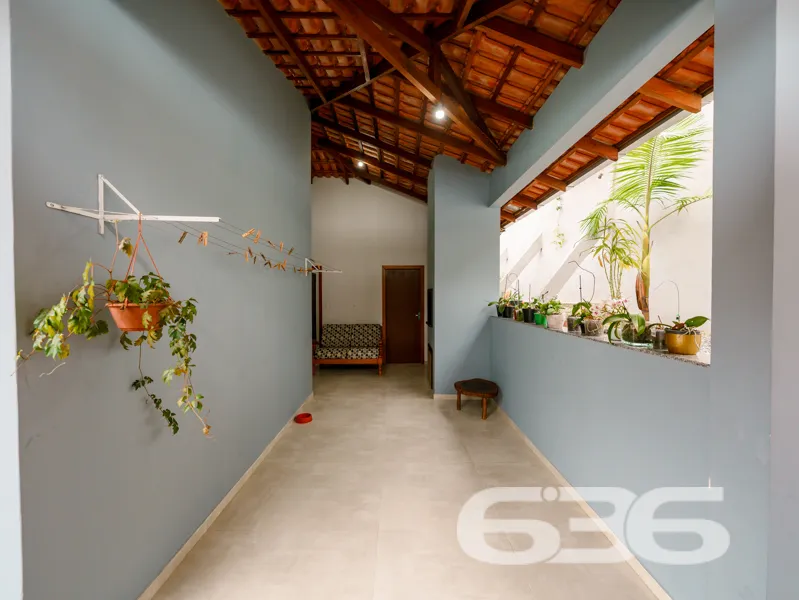 Casa à venda no Iririú, Joinville com excelente ap