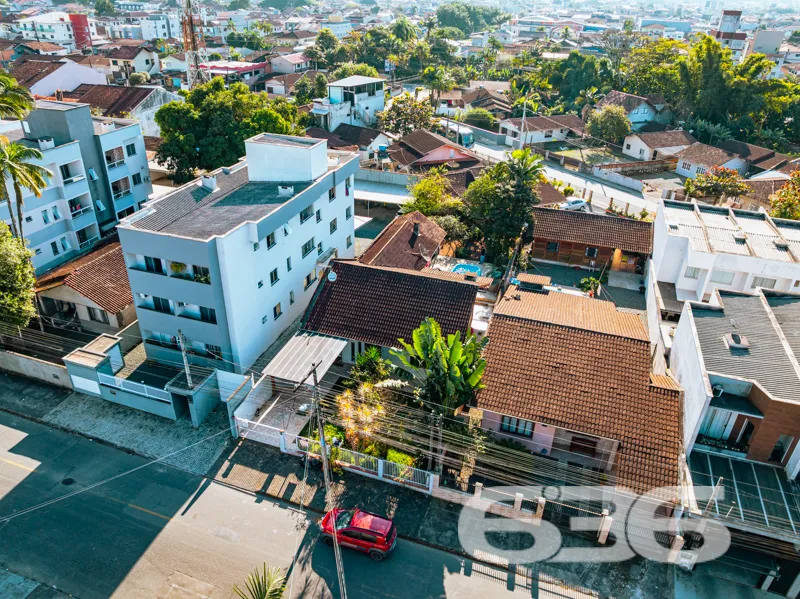 Descubra o seu refúgio ideal no acolhedor bairro J