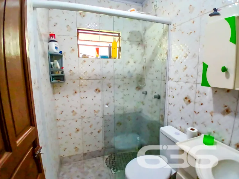 Residência térrea à venda no Jardim Iririú, Joinvi