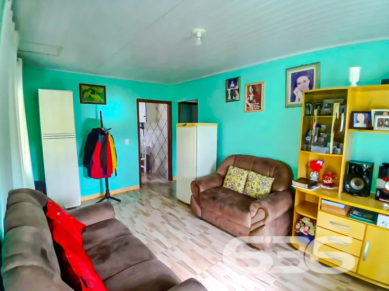 Residência térrea à venda no Jardim Iririú, Joinvi