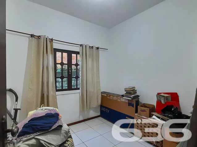 CASA A VENDA COM SUÍTE + 2 QUARTOS NO BAIRRO PETRÓ