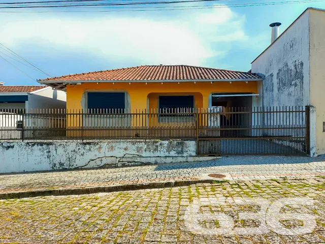 IMÓVEL COM SUÍTE + 5 DORMITÓRIOS NO BAIRRO ITAUM

