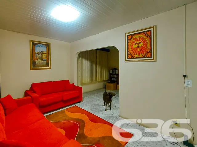 IMÓVEL COM SUÍTE + 5 DORMITÓRIOS NO BAIRRO ITAUM

