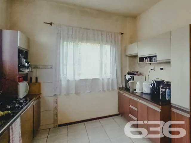 CASA NO BAIRRO ITAUM - SUĂTE + 2 QUARTOS - ESTUDA