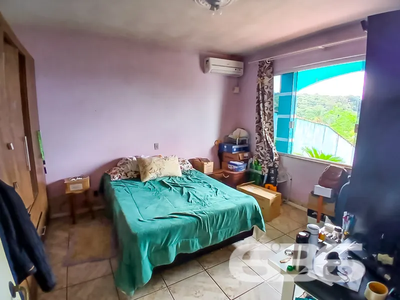 Encante-se com esta residĂȘncia tĂ©rrea Ă venda em J