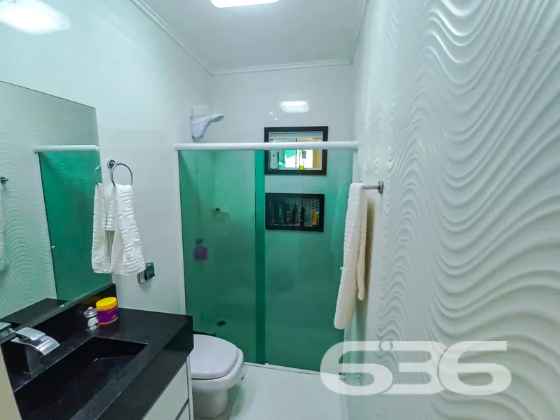 Residência Térrea com Piscina, Área de Festas e Qu