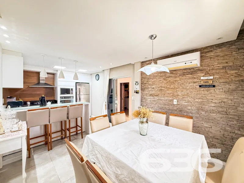 Casa TĂ©rrea Ă Venda em Joinville - Seu RefĂșgio de