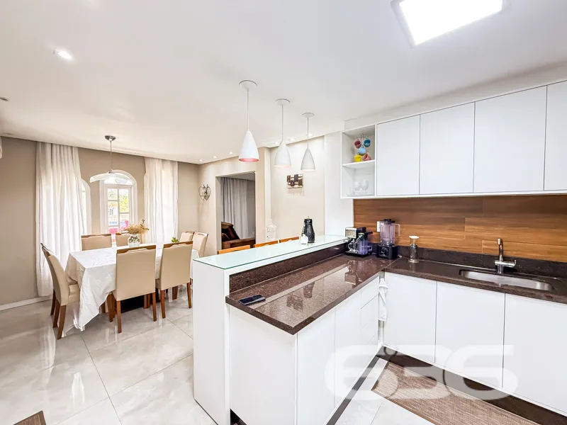 Casa TĂ©rrea Ă Venda em Joinville - Seu RefĂșgio de