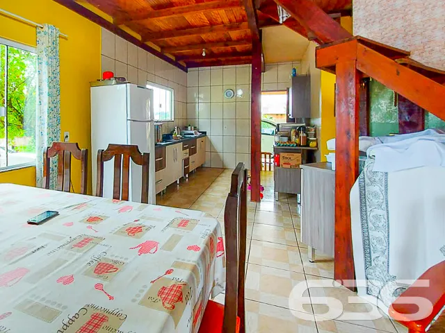 Descubra a excelĂȘncia em moradia com esta ampla re