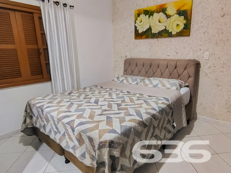 Casa à venda no bairro Nova Brasília, Joinville | 