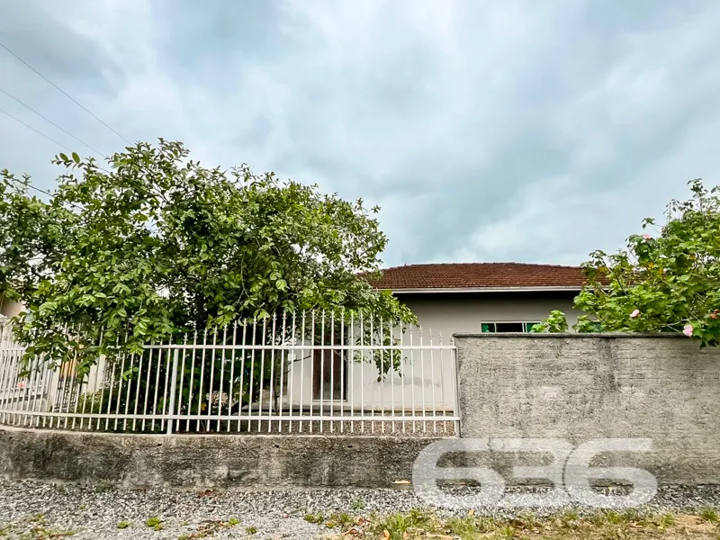Casa à venda no bairro Nova Brasília, Joinville | 