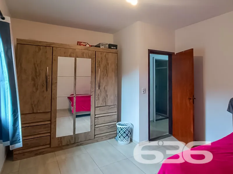 Casa à venda no bairro Espinheiros, Joinville | 4 