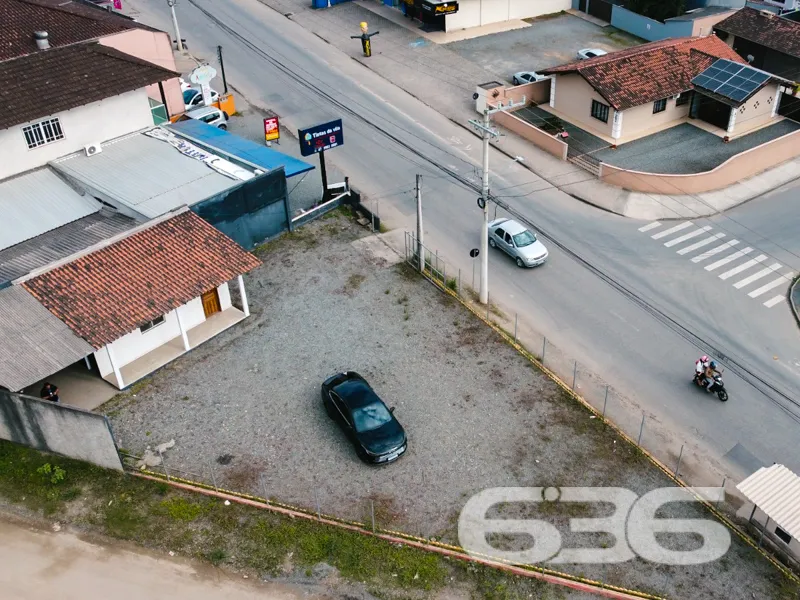 Terreno comercial à venda em Joinville | estuda pe