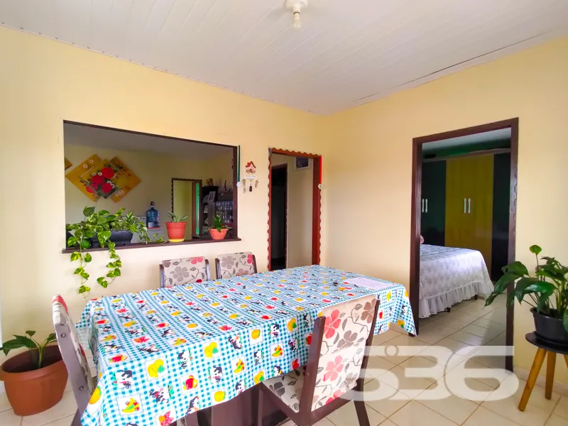 Casa Ă venda no bairro Paranaguamirim em Joinville