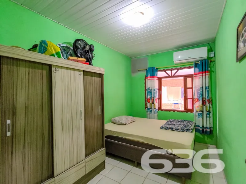 Casa Ă venda no bairro Paranaguamirim em Joinville