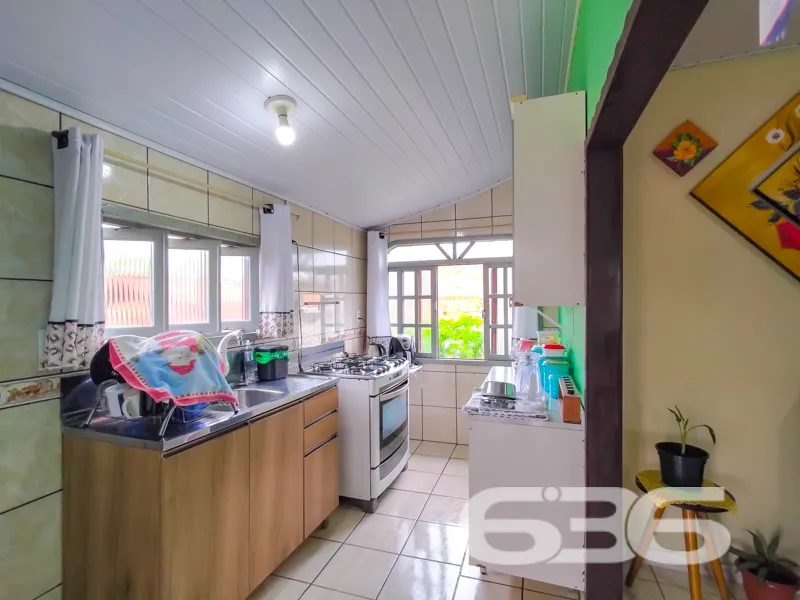 Casa Ă venda no bairro Paranaguamirim em Joinville