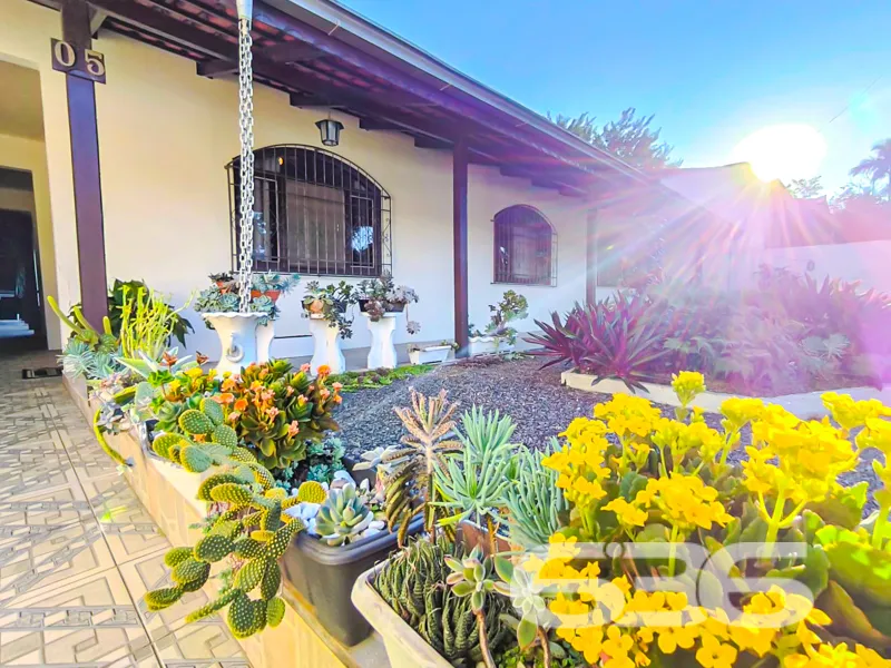 Seu novo lar espera por você no coração do bairro