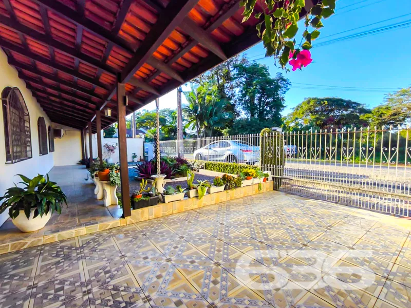 Seu novo lar espera por você no coração do bairro