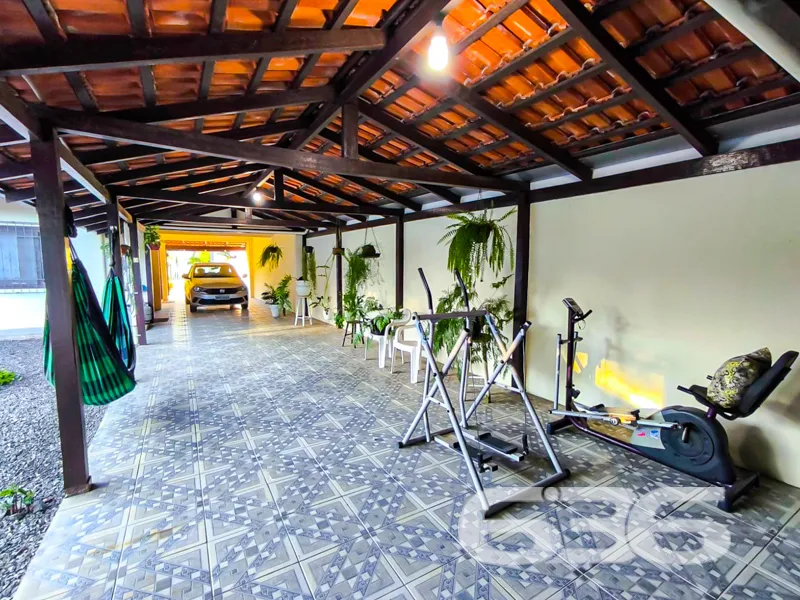 Seu novo lar espera por você no coração do bairro