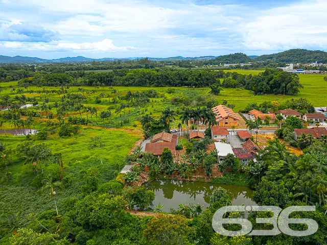 GRANDE OPORTUNIDADE DE IMÓVEL NO CENTRO DE PIRABEI